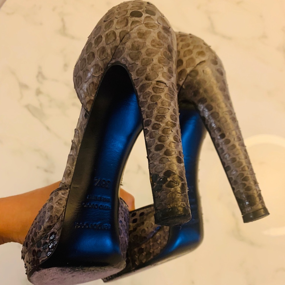 Sergio Rossi Peep Toe D’orsay, Gray Python Heels - image 4